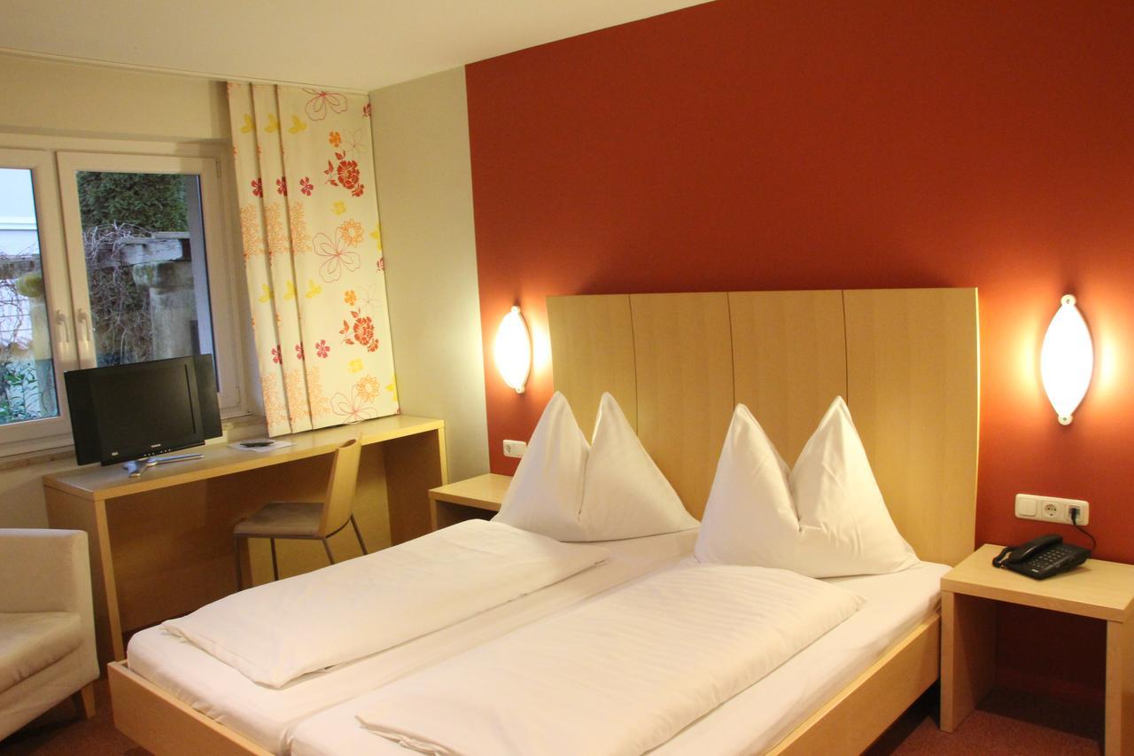Hotel Alhartinger Hof Leonding Phòng bức ảnh